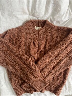 Doen Rust Cable Mockneck Sweater
